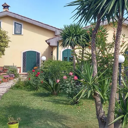 La Casa Del Melograno Bed & Breakfast *