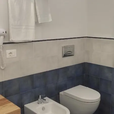 La Casa Del Melograno *