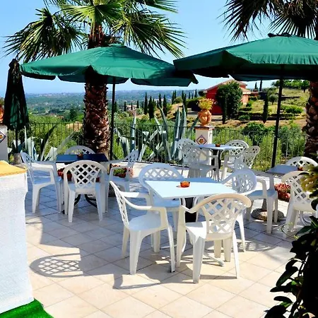 Alojamento de Acomodação e Pequeno-almoço La Casa Del Melograno