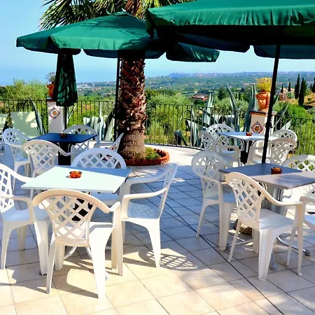 Bed & Breakfast La Casa Del Melograno